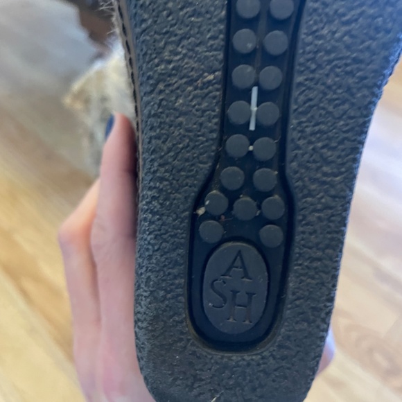 Ash fur boots - Picture 10 of 11